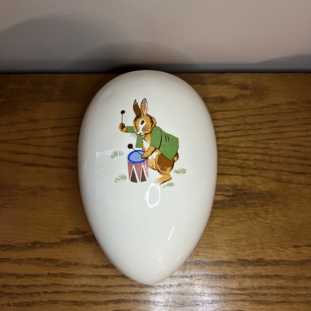 Vintage 1970 Handmade Ceramic Egg Covered Trinket Dish Peter Rabbit Storybook